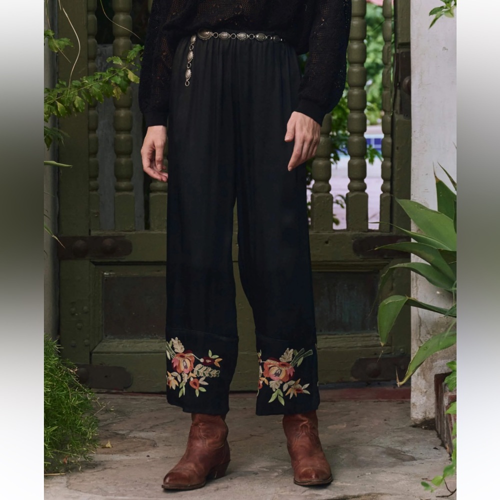 THE GREAT. The Cuffed Pant Bouquet Floral Embroidered Wide Leg Black Sz 1 NWT
